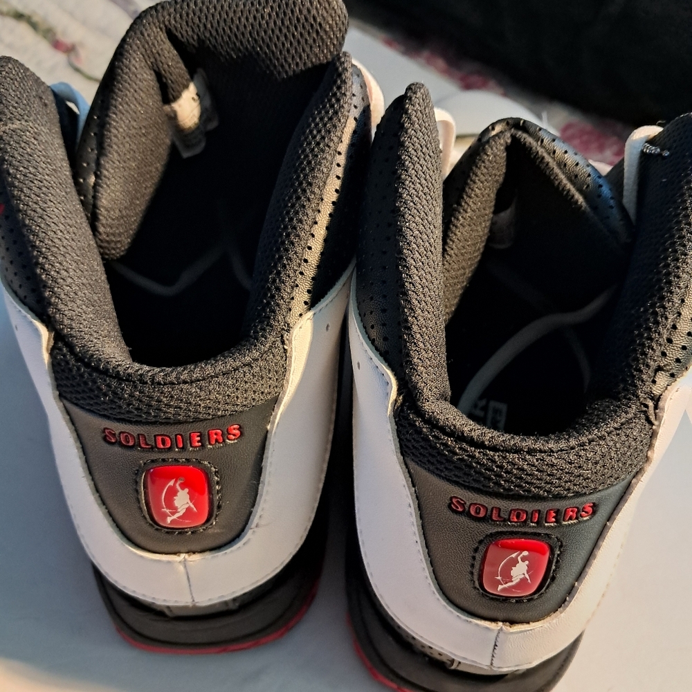 FM1182-UDY P. Miller Heart of Soldiers Soul Collection Mid Top Basketball Shoe. - Picture 12 of 16